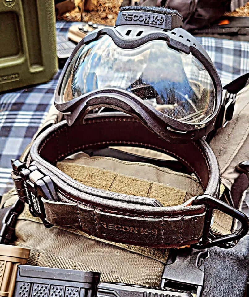 Superstarkt läderhalsband - Leather Agitation Collar