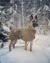 Laden Sie das Bild in den Galerie-Viewer, Glacier Jacket – wärmende Hundedecke für Diensthunde
