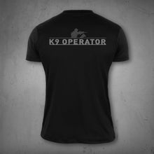 Ladda upp bild till gallerivisning, K9 Operator - mens T-shirt
