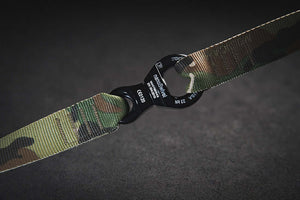 Taktiskt, superstarkt hundkoppel med Frog & Rock Exotica® NANO Swivel