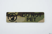 Ladda upp bild till gallerivisning, Märke / Patch - &quot;Do Not Pet&quot; M1 - Working K9 Scandinavia
