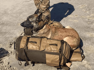 Taktisk ryggsäck & flotte för hund - OTB Amphibious K9 Carrier System - Working K9 Scandinavia